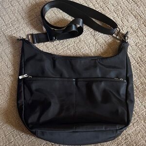 Baggallini Black Women's Shoulder Bag